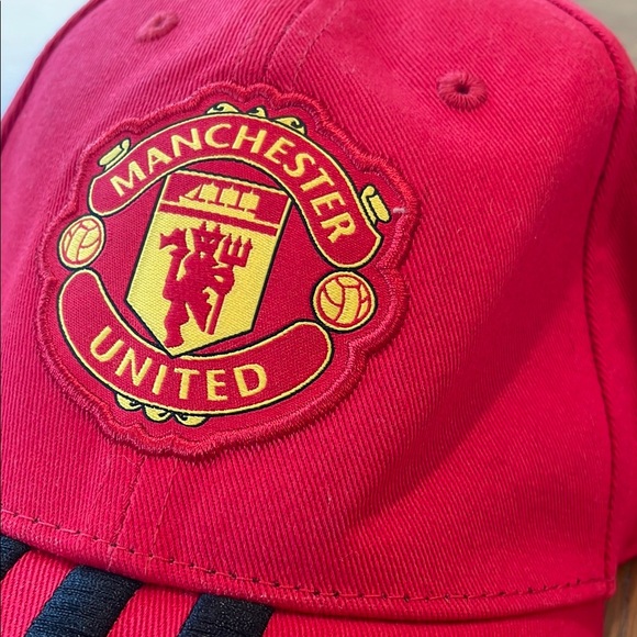 Adidas Manchester United Red Cap - Picture 6 of 6